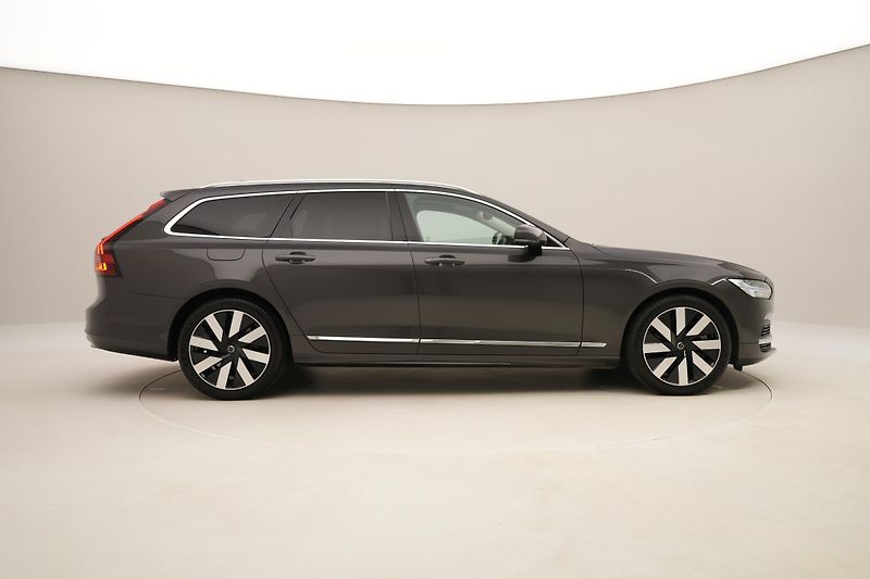 Volvo V90 T6 AWD RECHARGE BRIGHT PLUS - fotka 14 z 64