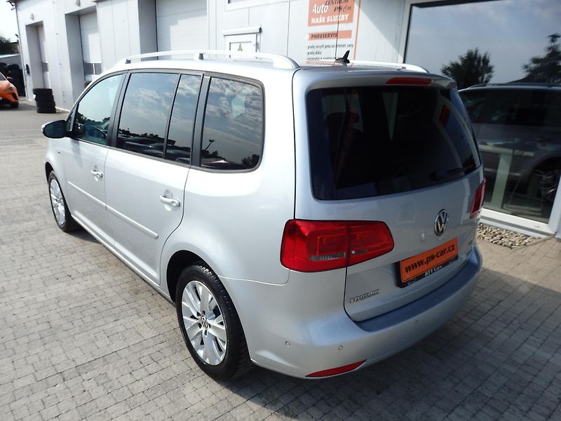 Volkswagen Touran 1.4 TSI 103 kW DIGI.KLIMA LIFE - fotka 5 z 26