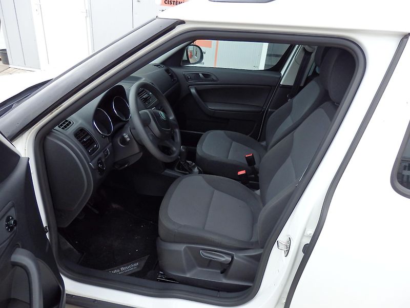 Škoda Yeti 1.2 TSI KLIMA, 8x AIRBAG - fotka 6 z 14