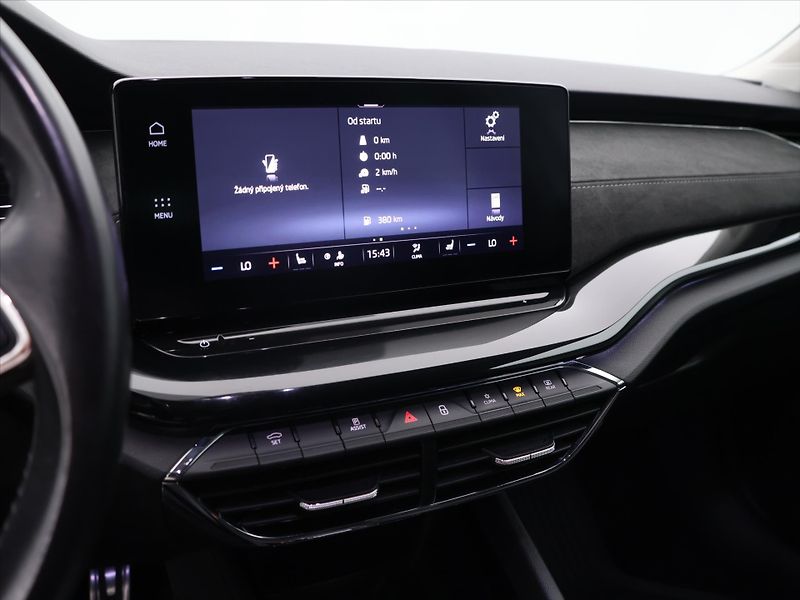 Škoda Octavia 2,0 TDI 110kW DSG Style - fotka 19 z 30