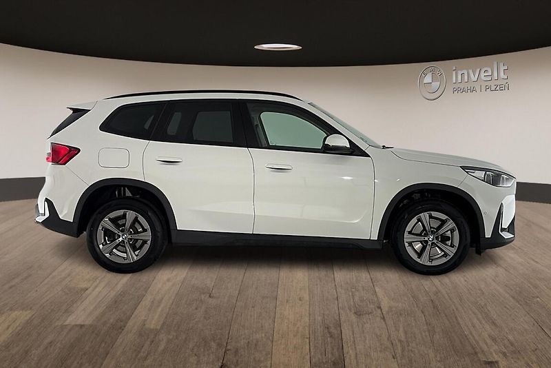 BMW X1 xDrive23d - fotka 2 z 25