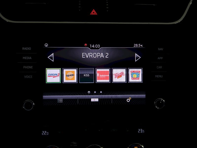 Škoda Octavia (2019) STYLE PLUS 1.5TSI 110KW DSG NA - fotka 21 z 38