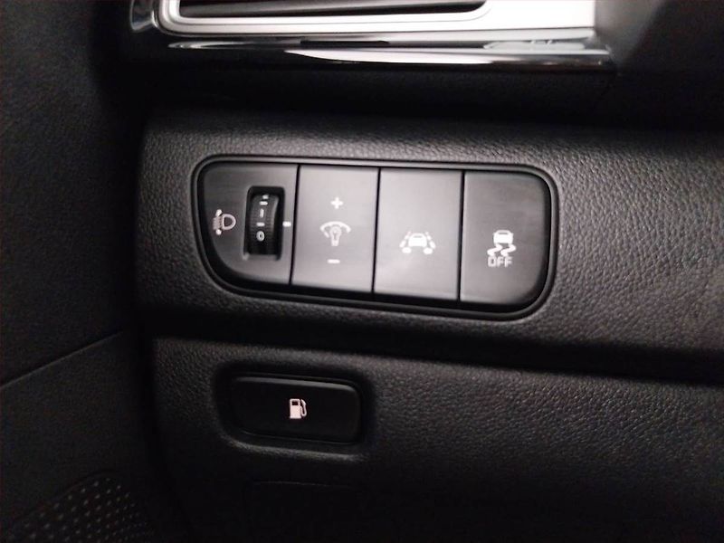 Kia Niro (2017) Hybrid, Automat, Kůže, Navi - fotka 20 z 22