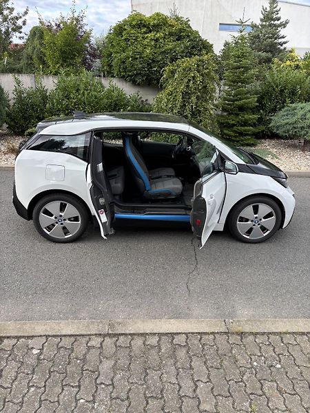BMW i3 (2014) BMW i3, BMW i3 60 Ah r.v.2014  - fotka 12 z 23