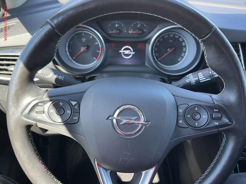 Opel Astra (2018) 1.4 T, ČR, AC, výhřev sed. - fotka 12 z 20