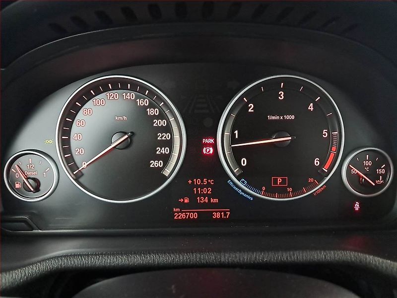 BMW X3 (2012) xDrive30d, 4X4, Automat, Kůže - fotka 11 z 18
