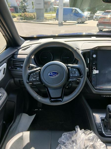 Subaru Forester (2025) 2.0i-S ES TOURING  *NOVINKA* - fotka 8 z 10