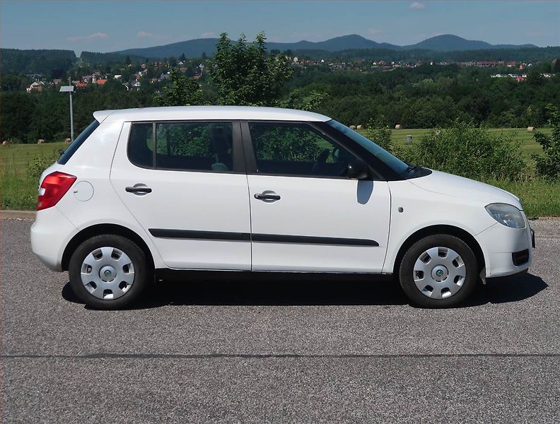 Škoda Fabia (2010) 1.4 TDI, Serv.kniha - fotka 6 z 13
