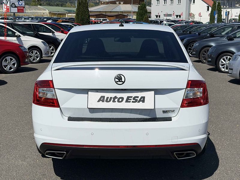 Škoda Octavia (2015) 2.0TSi, RS - fotka 5 z 19