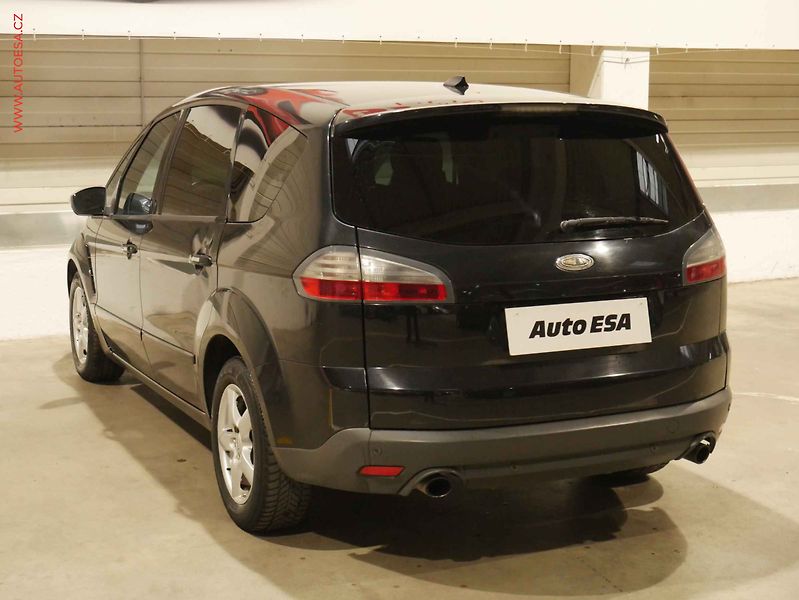 Ford S-MAX (2009) 2.2.TDCi, xenon, autoAC - fotka 4 z 20