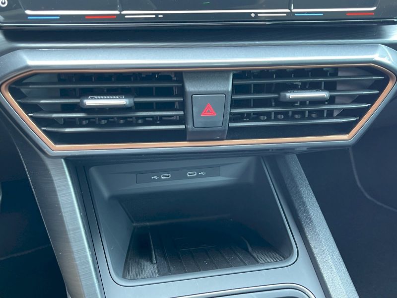 Cupra Formentor (2023) 1.5 TSI 110 kW DSG - fotka 11 z 35