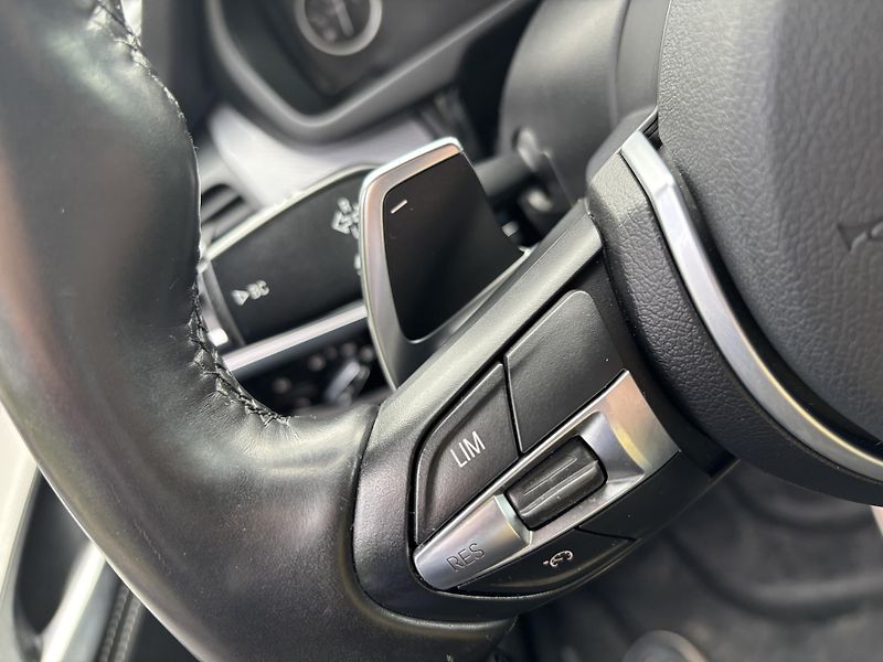 BMW X5 M PAKET X-DRIVE 40D - 230 kW - fotka 18 z 30