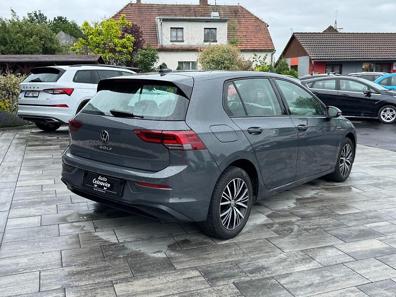 Volkswagen Golf (2020) Edition 1.5 TSI 96kW - fotka 5 z 31