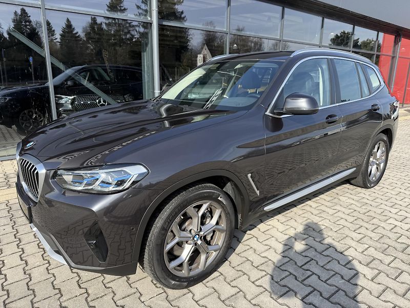 BMW X3 (2022) 30XD 210kW LASER PANORAMA CZ!! - fotka 4 z 43