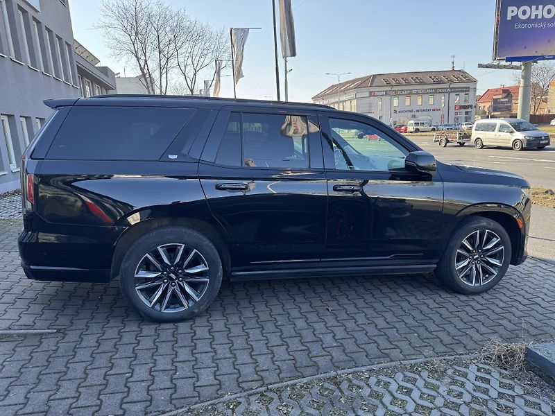 Cadillac Escalade 6,2 Sport Platinum MAX VÝBAVA! - fotka 6 z 51