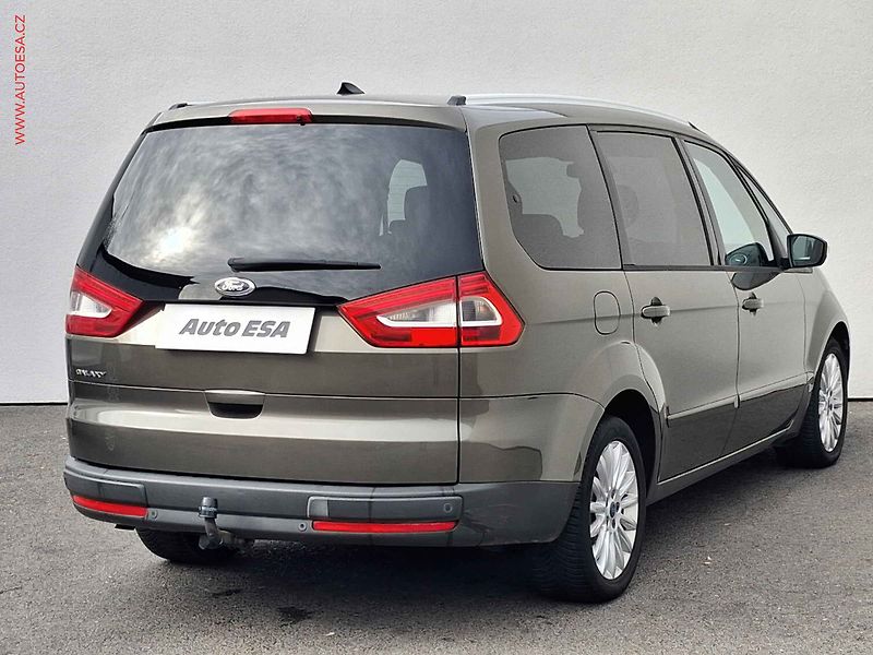 Ford Galaxy (2014) 2.0 TDCi, Business, navi, TZ - fotka 4 z 17