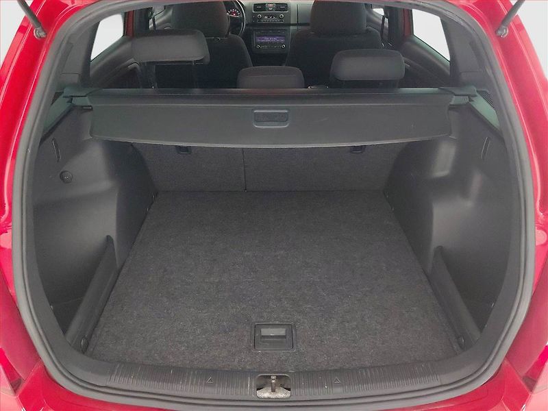 Škoda Fabia (2011) Ambiente RS 1.4 TSI, Automat - fotka 14 z 16