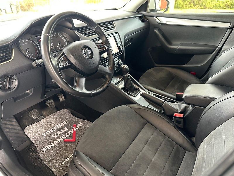 Škoda Octavia (2014) 2.0TDi 4X4 NAVI, VÝHŘEV SED. - fotka 5 z 14