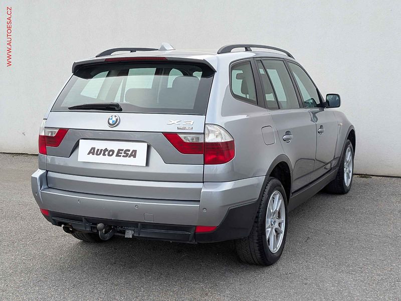 BMW X3 (2008) 2.0 i xD, AC, TZ, panor - fotka 4 z 23
