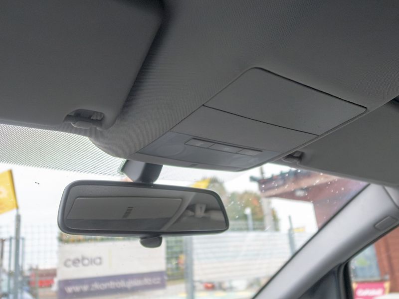 Opel Zafira (2008) 1.9D 88KW - 7 sedadel - fotka 26 z 40