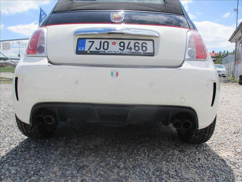 Fiat 500 1,4 T-Jet M 99kw ABARTH TOP - fotka 20 z 26