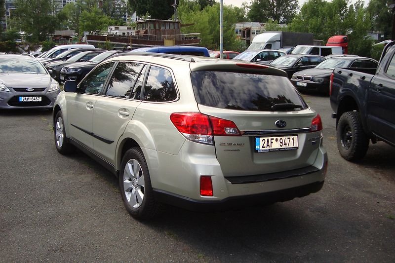 Subaru Outback (2011) 2.0 D,AWD,ČR, 2.Maj.Servis.Kn. - fotka 5 z 76