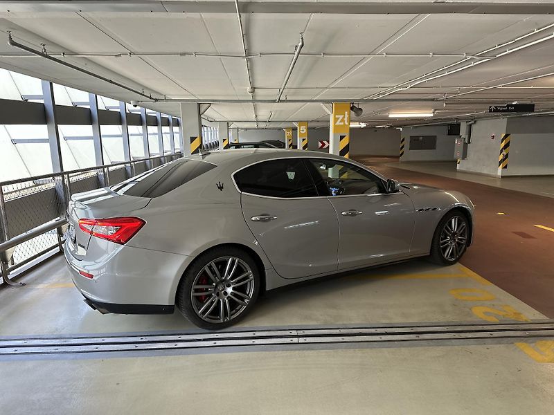 Maserati Ghibli (2017) SQ4 - fotka 7 z 17