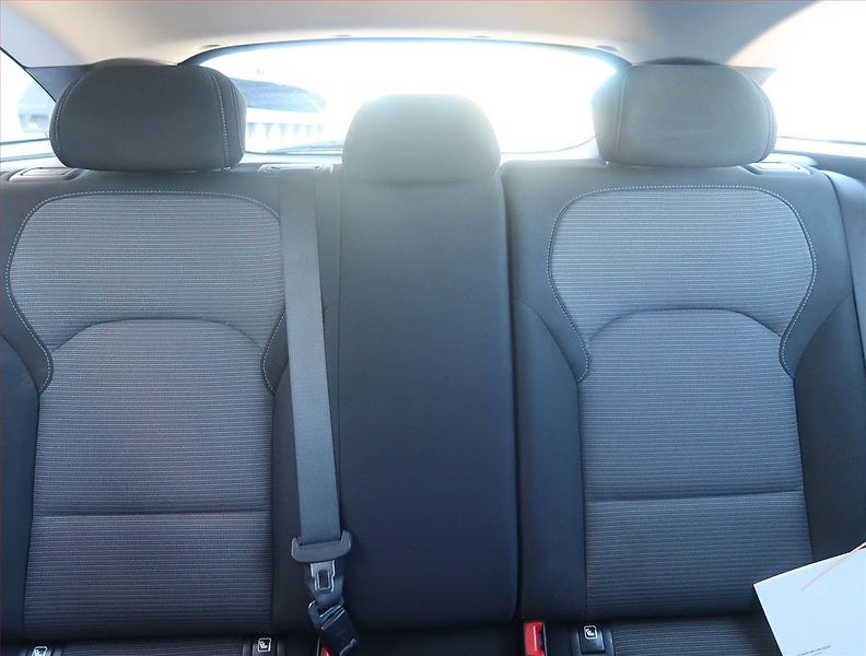 Hyundai i30 (2017) 1.0 T-GDI, Serv.kniha - fotka 10 z 14