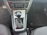 Škoda Octavia (2012) 2.0 TDi, AT, xenon, autoAC - náhled 15