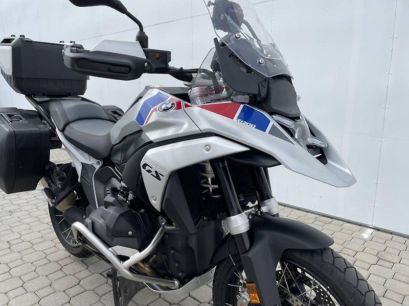 BMW (2026) R 1300 GS - fotka 4 z 15