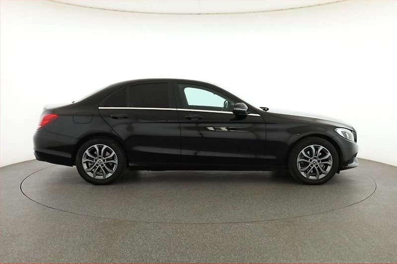 Mercedes-Benz Třídy C (2016) C 220 d, Automat, Serv.kniha - fotka 6 z 18