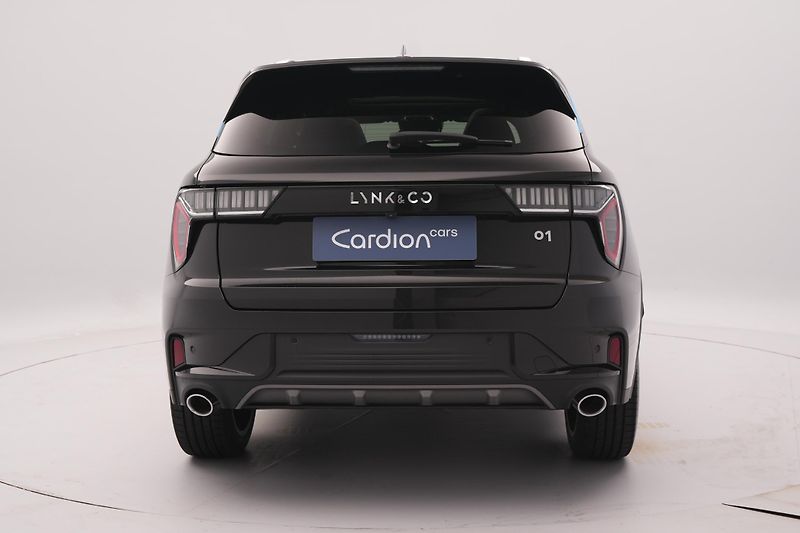 Lynk & Co 01 PHEV DCT AUT 1.maj - fotka 11 z 55