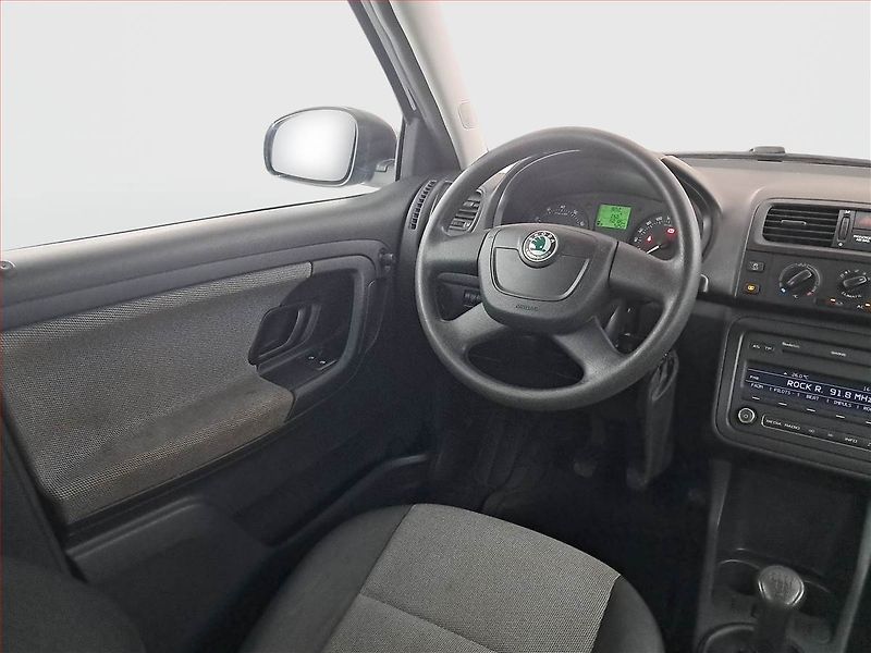 Škoda Fabia (2011) Ambition 1.2, nová STK - fotka 7 z 13