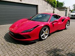 Ferrari F8 Tributo - fotografie inzerátu