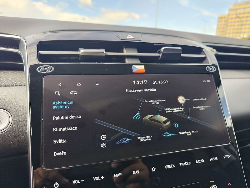 Hyundai Tucson 1.6 T-GDI/110kW Freedom Navi - fotka 18 z 37