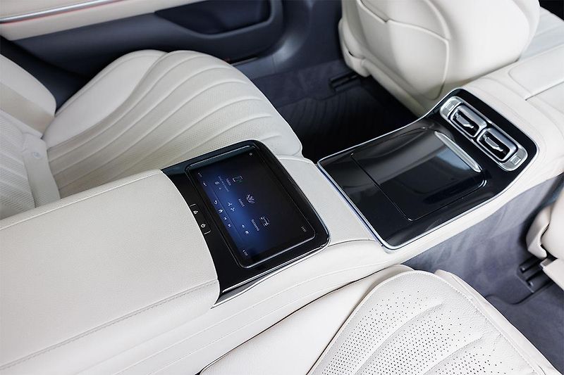 Mercedes-Benz Třídy S (2023) S 450 4Matic Long AMG Line - fotka 27 z 67