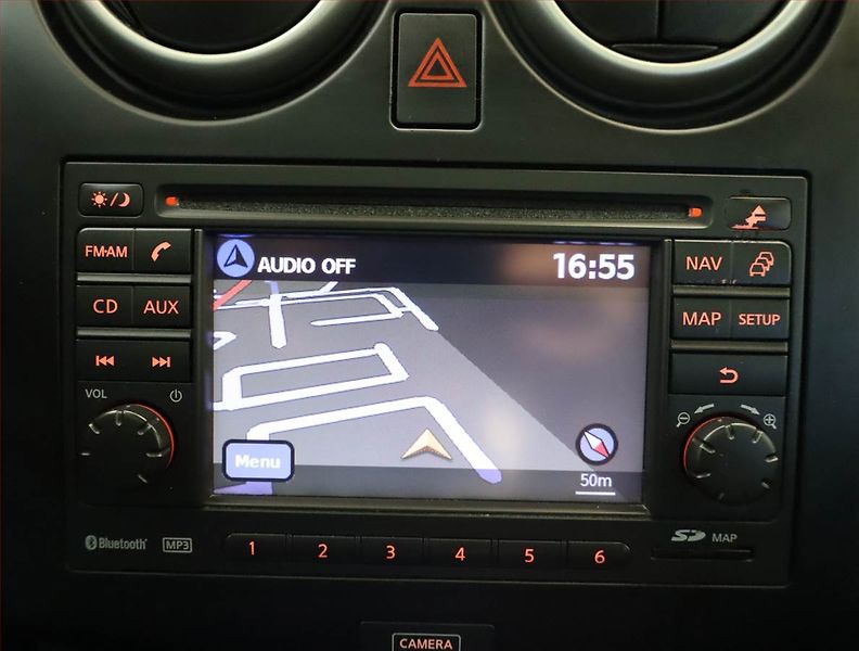 Nissan Qashqai (2012) 1.6 dCi, 4X4, Navi, Tempomat - fotka 16 z 23
