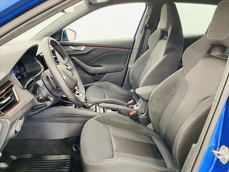 Škoda Scala 1,0 TSI 85kW DSG Selection - fotka 5 z 28