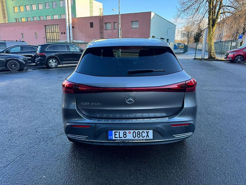 Mercedes-Benz EQA 250+, 1.majitel, CZ - fotka 6 z 23