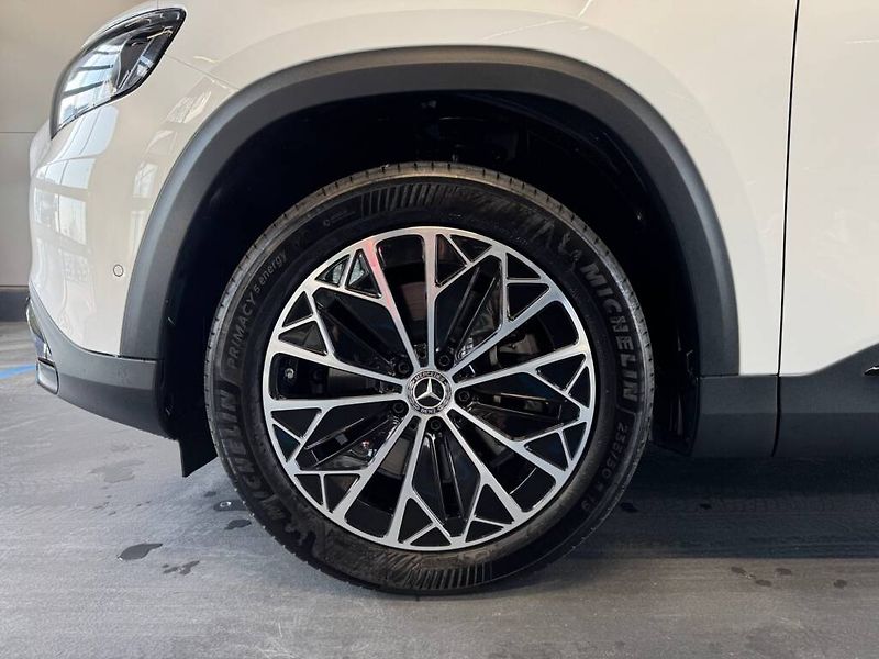 Mercedes-Benz GLB (2026) 250+ s technologií EQ - fotka 5 z 6