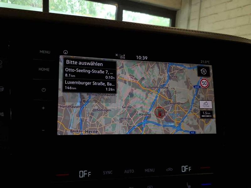 Volkswagen Touareg 3,0TDi 170kw 4x4 DSG TZ 19ALU - fotka 11 z 13