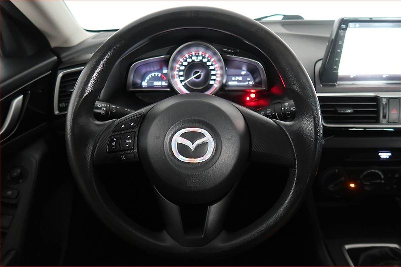 Mazda 3 (2014) 1.5 Skyactiv-G, Navi - fotka 15 z 16