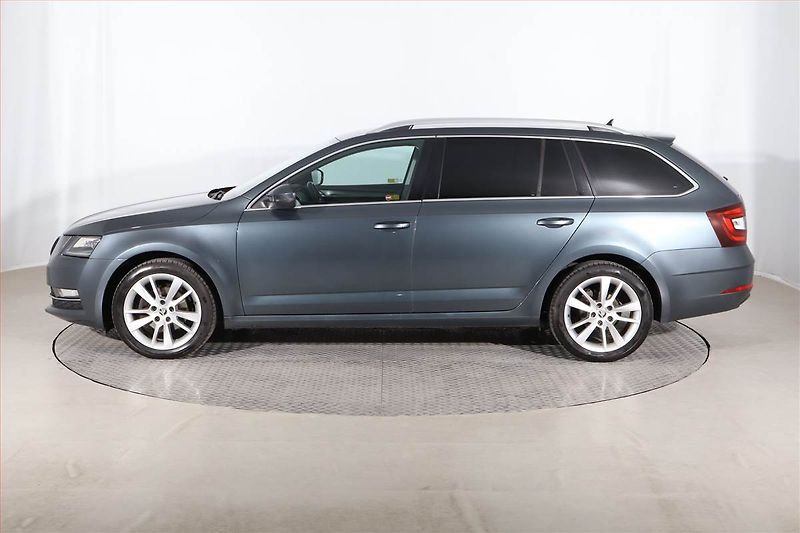 Škoda Octavia (2020) 1.5 TSI G-TEC, Automat - fotka 3 z 26