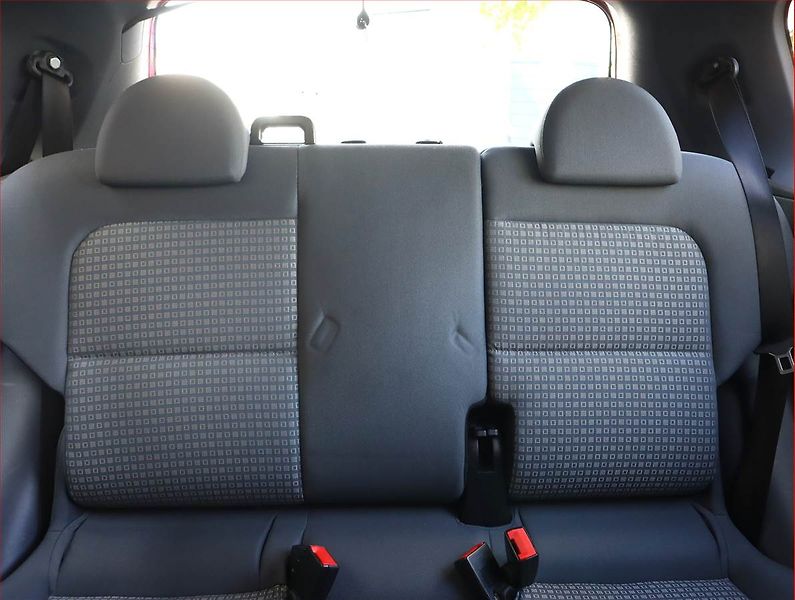 Mitsubishi Colt (2008) 1.1, nová STK, levný provoz - fotka 10 z 15