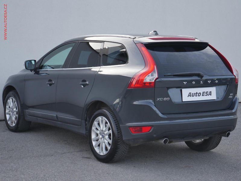 Volvo XC60 (2009) 2.4 D5 4x4, ČR, AT - fotka 6 z 20