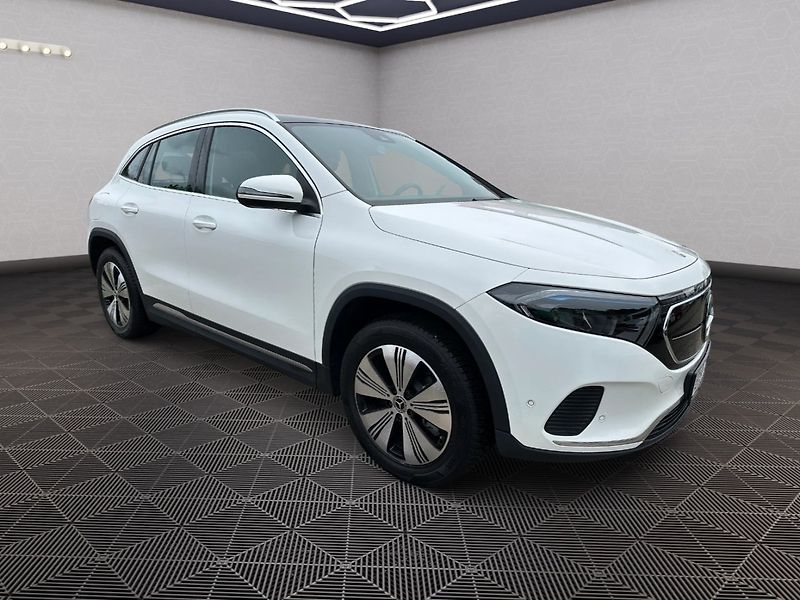Mercedes-Benz EQA (2023) 250 69,7 kWh - fotka 1 z 29