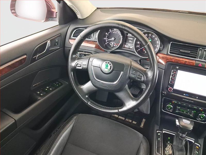 Škoda Superb (2009) 3.6 FSI V6, 4X4, Automat - fotka 7 z 23