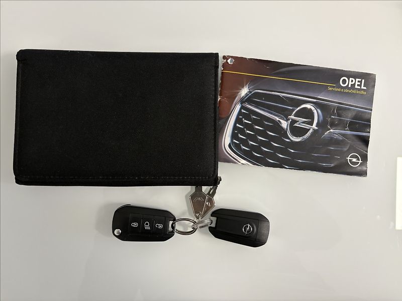 Opel Combo 1,2 i 81 KW LIFE PANORAMA CZ - fotka 25 z 30
