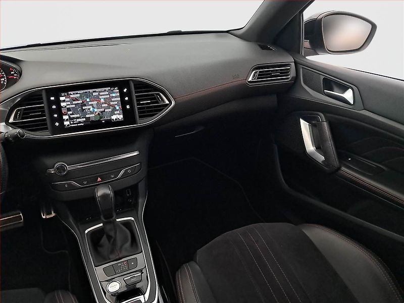 Peugeot 308 (2016) GT Line 2.0 BlueHDi GT - fotka 8 z 20