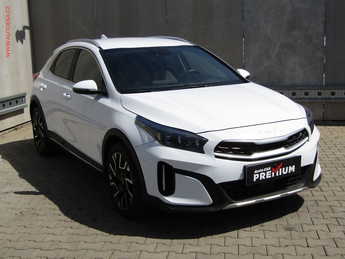 Kia XCeed 1.5 TGDi, ČR, AT, navi